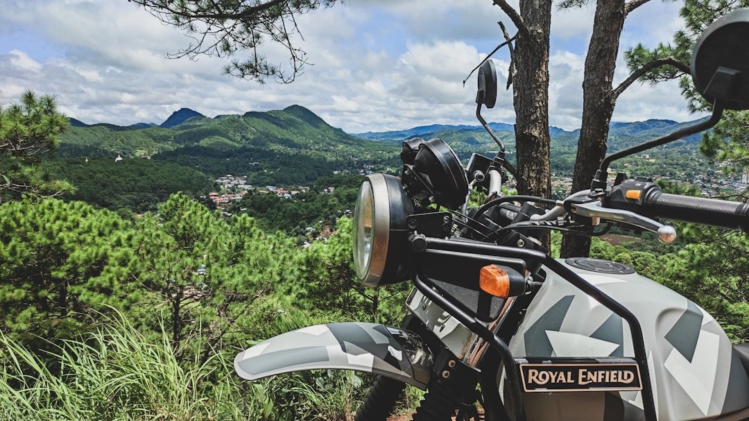 Exploring the Majesty of the Royal Enfield Himalayan